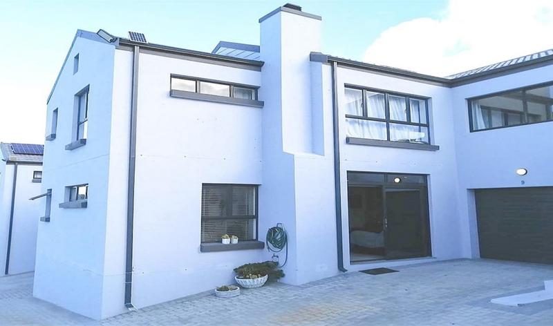 2 Bedroom Property for Sale in Island View Western Cape